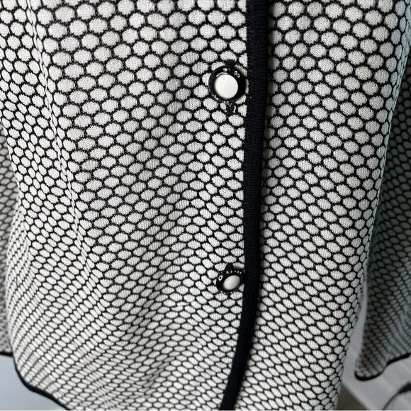 Misook textured  button front knit blazer size XS - Picture 5 of 7